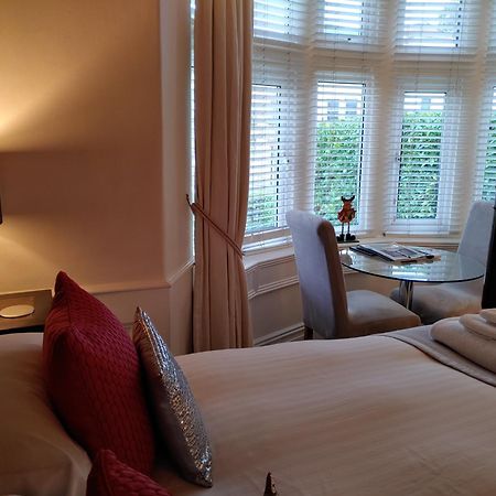 The Bath House Boutique B&B - IN-ROOM Breakfast - FREE parking Extérieur photo