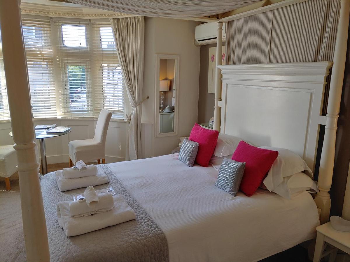 The Bath House Boutique B&B - IN-ROOM Breakfast - FREE parking Extérieur photo
