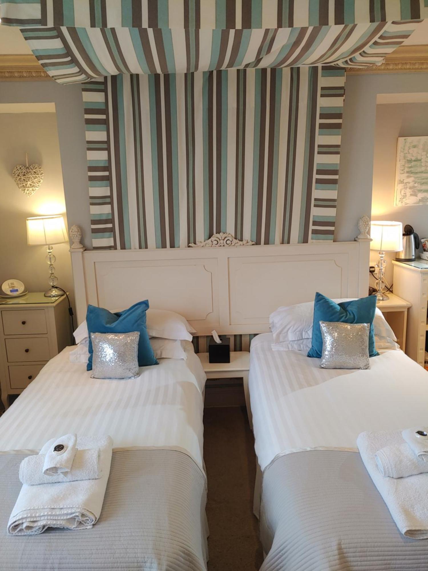 The Bath House Boutique B&B - IN-ROOM Breakfast - FREE parking Extérieur photo