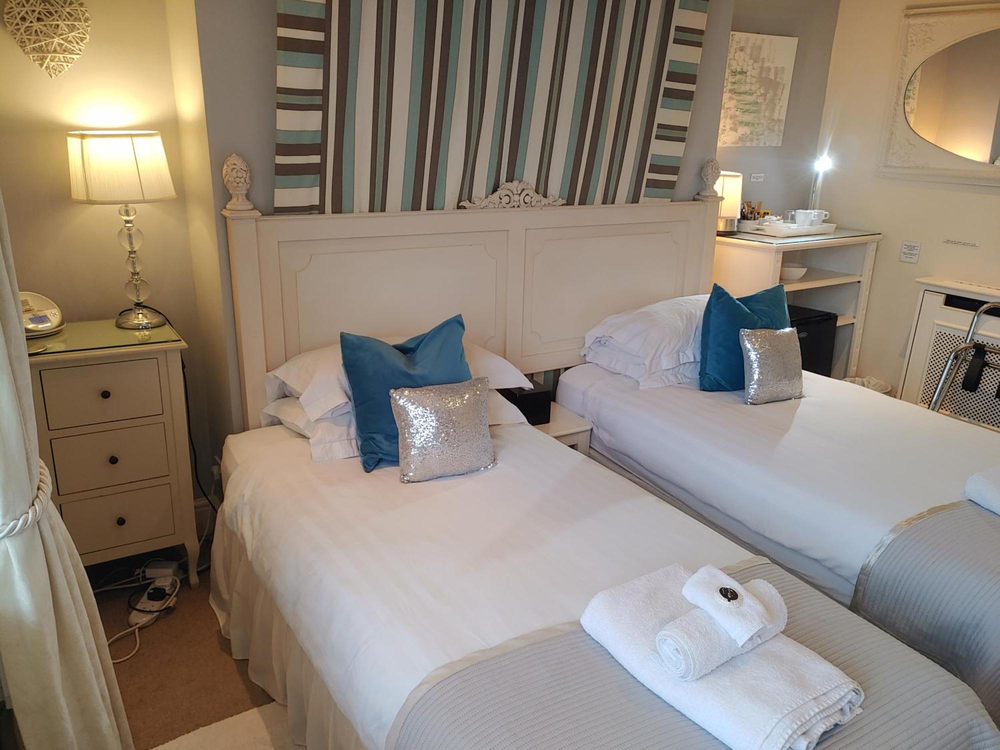 The Bath House Boutique B&B - IN-ROOM Breakfast - FREE parking Extérieur photo